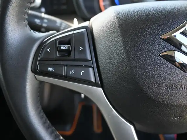 スズキ スペーシア ギア HYBRID XZ 千葉県 2019(令1)年 5.7万km フェニックスレッドパール/ガンメタリック2トーンルーフ スズキセーフティサポート/アイドリングストップ/両側パワースライドドア/前席シートヒーター/純正メモリーナビ/地デジTV/【DVD/CD再生機能　Bluetooth接続】/全方位モニター/ドライブレコーダー/革巻きステアリング/LEDヘッドライト/フォグライト/ウインカーミラー/リアコーナーセンサー/携帯リモコン