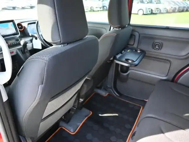 スズキ スペーシア ギア HYBRID XZ 千葉県 2019(令1)年 5.7万km フェニックスレッドパール/ガンメタリック2トーンルーフ スズキセーフティサポート/アイドリングストップ/両側パワースライドドア/前席シートヒーター/純正メモリーナビ/地デジTV/【DVD/CD再生機能　Bluetooth接続】/全方位モニター/ドライブレコーダー/革巻きステアリング/LEDヘッドライト/フォグライト/ウインカーミラー/リアコーナーセンサー/携帯リモコン