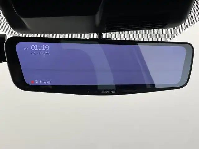 三菱 アウトランダー ＰＨＥＶ P 福井県 2022(令4)年 2.3万km ホワイトダイヤモンド ４WD/純正９インチナビ/フルセグTV/Bluetooth/USB/SD/AppleCarPlay/AndroidAuto/AM/FM/全方位カメラ/BOSEサウンドシステム/衝突軽減ブレーキシステム/踏み間違い衝突防止アシスト/アダプティブLEDヘッドライト/オートマチックハイビーム/Qi対応ワイヤレス充電/パワーシート/ヒートシーター/電動テールゲート/１００V AC電源/ヒルスタートアシスト/ALPINEデジタルインナーミラー
