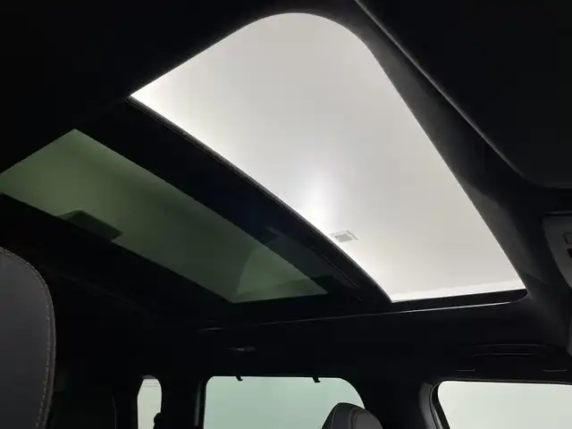 三菱 アウトランダー ＰＨＥＶ P 福井県 2022(令4)年 2.3万km ホワイトダイヤモンド ４WD/純正９インチナビ/フルセグTV/Bluetooth/USB/SD/AppleCarPlay/AndroidAuto/AM/FM/全方位カメラ/BOSEサウンドシステム/衝突軽減ブレーキシステム/踏み間違い衝突防止アシスト/アダプティブLEDヘッドライト/オートマチックハイビーム/Qi対応ワイヤレス充電/パワーシート/ヒートシーター/電動テールゲート/１００V AC電源/ヒルスタートアシスト/ALPINEデジタルインナーミラー