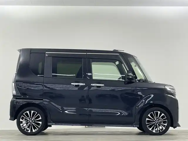 ダイハツ タント カスタム RS 埼玉県 2023(令5)年 0.8万km ブラックマイカメタリック 禁煙車　純正ナビ　両側電動スライドドア　全方位カメラ　シートヒーター　ＥＴＣ　ＬＥＤヘッドライト　ドライブレコーダー　ハーフレザーシート　フルセグＴＶ　CD/DVD　スマートアシスト　スマートキー　コーナーセンサー