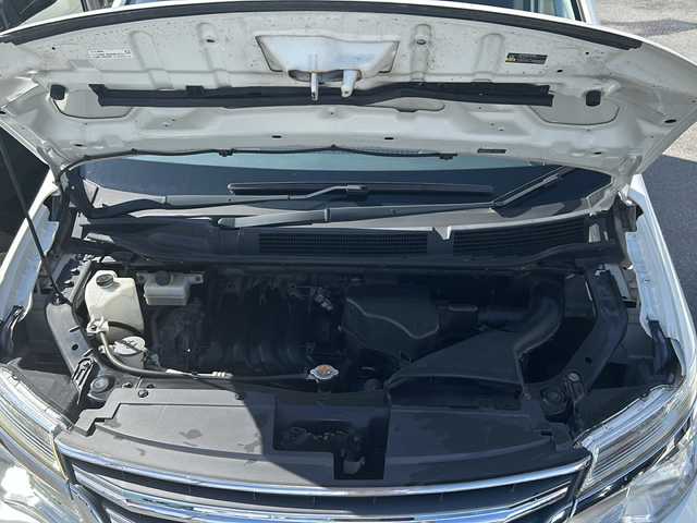 日産 セレナ ハイウェイスター Sエディション 沖縄県 2016(平28)年 5.6万km ブリリアントホワイトパール 社外ナビ・TV・CD・DVD/バックカメラ/片側パワースライドドア/ETC/リアロールサンシェード/オートライト/レーンキープアシスト/純正アルミ/ダブルエアコン