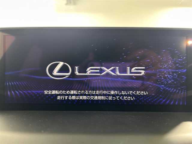 レクサス ＮＸ 300 Fスポーツ 佐賀県 2020(令2)年 6.2万km ブラック 衝突軽減ブレーキ/レーンキープアシスト/ロードサインアシスト/純正10.3インチナビ/CD/DVD/フルセグTV/MSV/Bluetooth/バックカメラ /パワーバックドア /ETC2.0/レーダークルーズコントロール/本革シート/前席シートヒーター/前席メモリーシート/シートベンチレーション/パドルシフト/本革ステアリング/ステアリングヒーター/ステアリングリモコン/オートライト/オートマチックハイビーム/LEDライト/フォグライト /純正18インチアルミホイール/純正フロアマット/横滑り防止装置/スマートキー/スペアキー