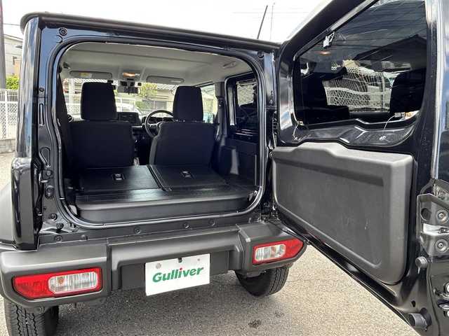 スズキ ジムニー シエラ JC 奈良県 2025(令7)年 0.8万km ブルーイッシュブラックパール3 ユーザー買取車/4WD/社外メーカー/BT/SD/アップルカープレイ対応/背面タイヤ/フルフラットシート/衝突軽減システム/横滑り防止装置/コーナーセンサー(リアのみ)/オートLEDライト/ドラレコ/ETC2.0/純正フロアマット/保証書・取説有