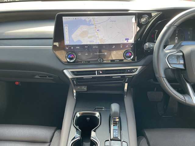 レクサス ＲＸ 450h+ バージョンL 長崎県 2024(令6)年 1.4万km ソニッククロム ワンオーナー/純正メーカーナビ/地デジ/BT/USB/Miracast/HDMI/パノラミックビューカメラ/MOP:パノラマサンルーフ/MOP:マークレビンソンプレミアムサウンド/MOP:輻射ヒーター/MOP:ルーフレール/MOP:寒冷地仕様/レクサスチームメイト/ブラウンハーフレザーシート/前席パワーシート/D席メモリーシート/全席シートヒーター/エアーシート/デジタルインナーミラー/ブラインドスポットモニター/カラーヘッドアップディスプレイ/パーキングアシスト/ステアリングヒーター/ハンズフリーパワーバックドア/3眼LEDヘッドライト/ビルトインETC2.0/純正21インチAW/充電ケーブル