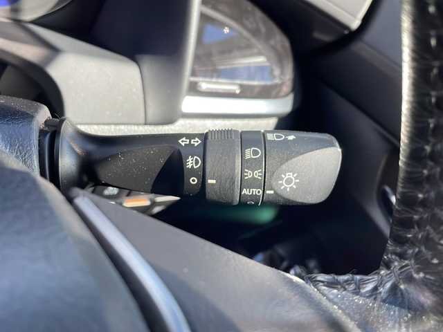 トヨタ ヴェルファイア ハイブリット ZR Gエディション 青森県 2018(平30)年 8.3万km ホワイトパールクリスタルシャイン ・本革シート/・純正12.1インチナビ/・純正フリップダウンモニター/・バックカメラ/・Bluetooth/・フルセグ/・USBポート/・衝突軽減ブレーキ/・レーンキープアシスト/・レーダークルーズコントロール/・シートヒーター/・エアシート/・パワーシート/・ハンドルヒーター/・両側パワースライドドア/・コーナーセンサー/・プッシュスタート/・スマートキー/・純正17AW/・純正LEDヘッドライト/・オートマチックハイビーム/・保証書・取説あり