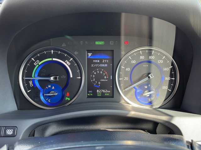 トヨタ ヴェルファイア ハイブリット ZR Gエディション 青森県 2018(平30)年 8.3万km ホワイトパールクリスタルシャイン ・本革シート/・純正12.1インチナビ/・純正フリップダウンモニター/・バックカメラ/・Bluetooth/・フルセグ/・USBポート/・衝突軽減ブレーキ/・レーンキープアシスト/・レーダークルーズコントロール/・シートヒーター/・エアシート/・パワーシート/・ハンドルヒーター/・両側パワースライドドア/・コーナーセンサー/・プッシュスタート/・スマートキー/・純正17AW/・純正LEDヘッドライト/・オートマチックハイビーム/・保証書・取説あり