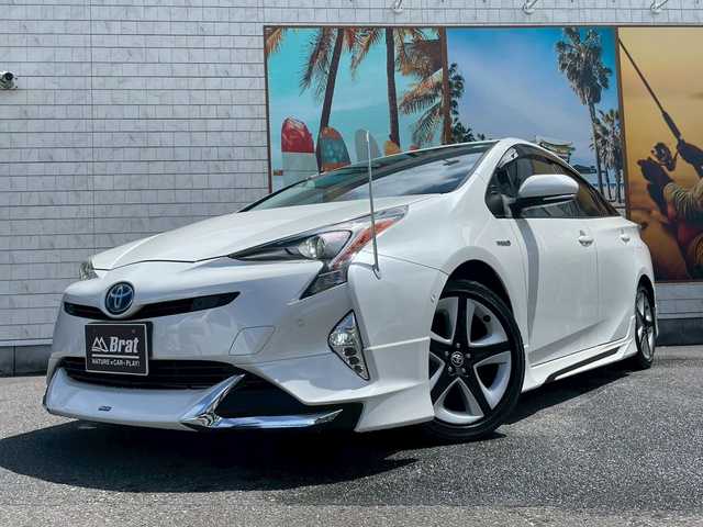トヨタ プリウス A プレミアム　ツーリングセレ 宮崎県 2016(平28)年 3.3万km パール モデリスタエアロ（フロント・サイド・リア）　/アルパイン７インチナビ　/ＥＴＣ　/ドラレコ　/アドバンスパーク　/クルコン　/オートハイビーム　/前席シートヒーター　/バックカメラ　/ドアバイザー　/コーナーポール/ヘッドアップディスプレイ