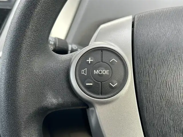 トヨタ プリウス α S Lセレクション 宮崎県 2014(平26)年 9.9万km ブラック /ナビ(VIE-X088EX)//TV/CD/DVD/Bluetooth//ETC//バックカメラ//社外フロアマット//社外アルミホイール//ドアバイザー//ステアリングスイッチ//電格ウィンカーミラー//取扱説明書//スペアキー×１