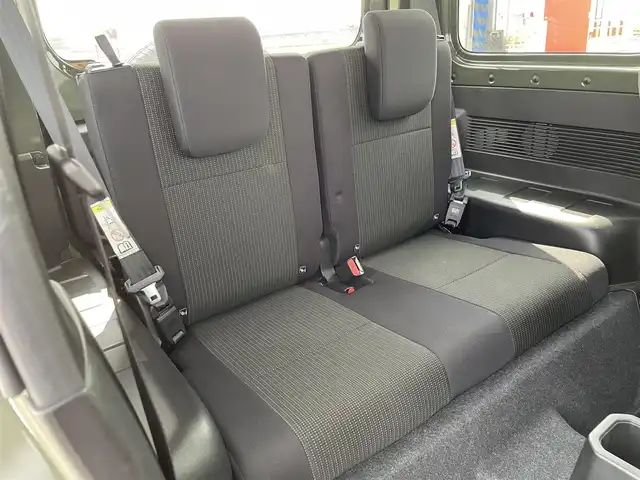 スズキ ジムニー XC 佐賀県 2023(令5)年 3.9万km ジャングルグリーン パートタイム4WD/社外メモリーナビゲーション/・フルセグTV/CD/DVD/SD/Bluetooth/バックカメラ/前方ドライブレコーダー/ETC/ミラーヒーター/DN席シートヒーター/ISOFIX対応/革巻きステアリング/ステアリングリモコン/純正16インチアルミホイール/純正LEDヘッドライト/・オートマチックハイビーム/純正フォグランプ/純正フロアマット/純正ドアバイザ―/新車保証書/スペアキー１本/クルーズコントロール/デュアルセンサーブレーキサポート/車線逸脱警報機能
