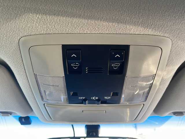 トヨタ ランドクルーザー プラド TX 島根県 2014(平26)年 6.5万km ホワイトパールクリスタルシャイン 社外7インチメモリナビゲーション(AVIC-VH0009)/フルセグ BT SD CD DVD/サンルーフ/ヒッチメンバー/ルーフレール/バックカメラ/ヘッドライトウォッシャー/革巻きステアリングウッドコンビ/LEDヘッドライト/AUTOライト/フォグライト/ETC/革調シートカバー/社外17インチアルミホイール