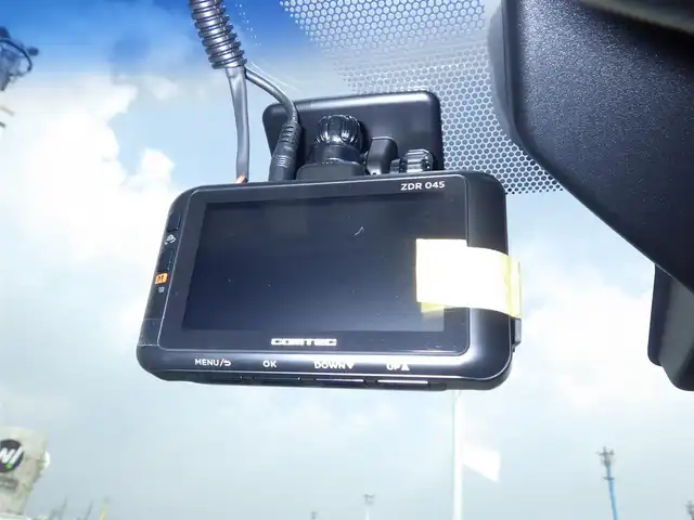 レクサス ＮＸ 300h バージョンL 千葉県 2015(平27)年 6.3万km ブラック 225/60R18/Lexus Safety System+/・プリクラッシュセーフティ/・レーンディパーチャーアラート/・オートハイビーム/・レーダークルーズコントロール/ヘッドアップディスプレイ/ブラックレザーシート/前席パワーシート/リア電動リクライニングシート/純正SDナビ/地デジTV/【DVD/CD再生機能　Bluetooth接続】/バックカメラ/リバース連動ドアミラー（左/右）/マークレビンソン/ドライブレコーダー（ZDR-045）/革巻きステアリング/ステアリングヒーター/ステアリングスイッチ/ETC（DSRC）/3眼LEDヘッドライト/フォグライト/ウインカーミラー/クリアランスソナー/純正18インチアルミホイル/サイド/カーテンエアバッグ/スマートキー