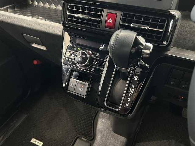 ダイハツ タント カスタム RS 鹿児島県 2022(令4)年 3.9万km プラムブラウンクリスタルマイカ 純正ナビ　/スマートアシスト/前方ドラレコ　/両側パワースライド　/ワンセグＴＶ　/Ｂｌｕｅｔｏｏｔｈ　/クルコン/前席シートヒーター　/純正アルミ　/ステリモ　/ドアバイザー/電動パーキングブレーキ　/ブレーキホールド　/スマートキー　/ビルドインＥＴＣ/カーテンエアバッグ/純正フロアマット/LEDヘッドライト