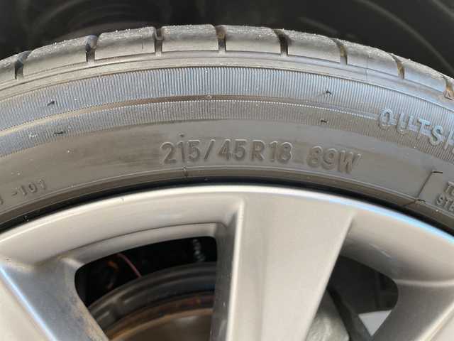 マツダ マツダ３セダン 15S ツーリング 愛知県 2020(令2)年 1.7万km スノーフレイクホワイトパールマイカ 純正10.25型ナビ SDカードなし/レーダークルーズコントロール/バックカメラ/ヘッドアップディスプレイ/コーナーセンサー/純正アルミホイール/ブラインドスポットモニター/LEDヘッドライト/オートマチックハイビーム/ドライブレコーダー/ETC/衝突軽減システム/フルセグ/CD DVD/Bluetooth/ステアリングスイッチ/スマートキー/プッシュスタート