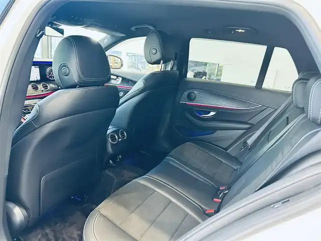 メルセデス・ベンツ Ｅ２２０ｄ SW アバンギャルド スポーツ 大阪府 2017(平29)年 5万km ダイヤモンドホワイト ワンオーナー/レーダーセーフティP/純正ナビ/TV/360度カメラ/applecarplay/ACC/純正19インチAW/LEDヘッドライト/アンビエントライト/電動リアゲート/ブラインドスポット/ハーフレザー/メモリ付きパワーシート/シートヒーター/ルーフレール
