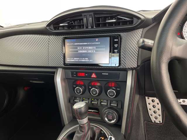 トヨタ ８６ GT 鹿児島県 2014(平26)年 7万km パール 純正ナビ/（CD/DVD/BT/フルセグTV）/バックカメラ/モデリスタフルエアロ/社外アルミホイール/社外マフラー/ドライブレコーダー/ETC