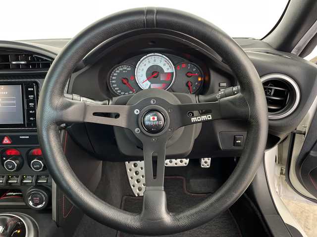 トヨタ ８６ GT 鹿児島県 2014(平26)年 7万km パール 純正ナビ/（CD/DVD/BT/フルセグTV）/バックカメラ/モデリスタフルエアロ/社外アルミホイール/社外マフラー/ドライブレコーダー/ETC