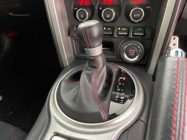 トヨタ ８６ GT 鹿児島県 2014(平26)年 7万km パール 純正ナビ/（CD/DVD/BT/フルセグTV）/バックカメラ/モデリスタフルエアロ/社外アルミホイール/社外マフラー/ドライブレコーダー/ETC