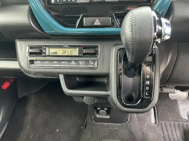 スズキ ハスラー HYBRID X 静岡県 2020(令2)年 4.3万km デニムブルー ガンメタリック 2トーン 純正8インチナビ/（AM/FM/CD/DVD/BT）/フルセグTV/バックカメラ/ナビ連動型ドライブレコーダー/純正15インチアルミホイール/スズキセーフティサポート/衝突被害軽減システム/横滑り防止装置/レーンキープアシスト/盗難防止装置/前席シートヒーター/プッシュスタート/純正フロアマット/ドアバイザー/スマートキー/スペアキー×1/LEDヘッドライト