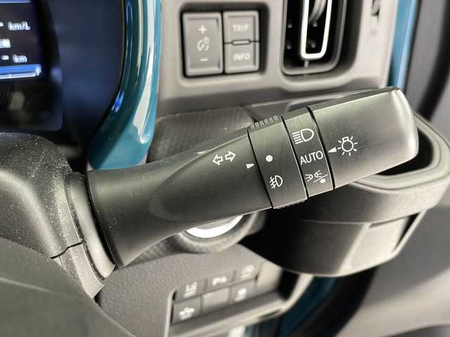 スズキ ハスラー HYBRID X 千葉県 2020(令2)年 4.3万km デニムブルー ガンメタリック 2トーン 社外ナビ/フルセグ Bluetooth CD DVD/衝突被害軽減ブレーキ/レーンキープアシスト/コーナーセンサー/シートヒーター/バックカメラ/純正フロアマット/盗難防止装置/ドライブレコーダー/スマートキー/純正１５インチアルミホイール/横滑り防止装置/ドアバイザー/フォグランプ/ウィンカーミラー/ステアリングスイッチ