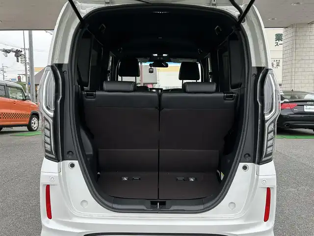 ホンダ Ｎ ＢＯＸ カスタム G L ターボ ホンダセンシング 奈良県 2020(令2)年 1.7万km プラチナホワイトパール ワンオーナー　/社外ナビ　/フルセグＴＶ　/ハーフレザーシート　/クルーズコントロール　/パドルシフト　/両側パワースライドドア　/ヒッチメンバー　/純正１５インチＡＷ　/ドライブレコーダー　/ＥＴＣ