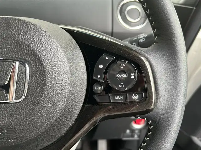 ホンダ Ｎ ＢＯＸ カスタム G L ターボ ホンダセンシング 奈良県 2020(令2)年 1.7万km プラチナホワイトパール ワンオーナー　/社外ナビ　/フルセグＴＶ　/ハーフレザーシート　/クルーズコントロール　/パドルシフト　/両側パワースライドドア　/ヒッチメンバー　/純正１５インチＡＷ　/ドライブレコーダー　/ＥＴＣ