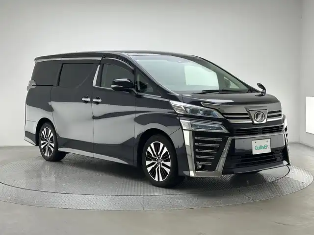 トヨタ ヴェルファイア Z Gエディション 兵庫県 2018(平30)年 8.7万km スパークリングブラックパールクリスタルシャイン 純正10.5型SDナビ/（CD、DVD、SD、BT、フルセグ）/バックカメラ/コーナーセンサー/両側パワースライドドア/純正12.1型後席モニター/パワーシート/シートヒーター/レザーシート/ベンチレーション/ステアリングヒーター/ビルトインETC/デジタルインナーミラー/ACC/PCS/LTA/PKSB/RSA/オートハイビーム/純正フロアマット/純正ドアバイザー/LEDヘッドライト/LEDフォグランプ/純正18インチAW