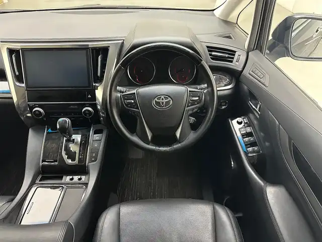 トヨタ ヴェルファイア Z Gエディション 兵庫県 2018(平30)年 8.7万km スパークリングブラックパールクリスタルシャイン 純正10.5型SDナビ/（CD、DVD、SD、BT、フルセグ）/バックカメラ/コーナーセンサー/両側パワースライドドア/純正12.1型後席モニター/パワーシート/シートヒーター/レザーシート/ベンチレーション/ステアリングヒーター/ビルトインETC/デジタルインナーミラー/ACC/PCS/LTA/PKSB/RSA/オートハイビーム/純正フロアマット/純正ドアバイザー/LEDヘッドライト/LEDフォグランプ/純正18インチAW