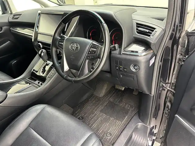 トヨタ ヴェルファイア Z Gエディション 兵庫県 2018(平30)年 8.7万km スパークリングブラックパールクリスタルシャイン 純正10.5型SDナビ/（CD、DVD、SD、BT、フルセグ）/バックカメラ/コーナーセンサー/両側パワースライドドア/純正12.1型後席モニター/パワーシート/シートヒーター/レザーシート/ベンチレーション/ステアリングヒーター/ビルトインETC/デジタルインナーミラー/ACC/PCS/LTA/PKSB/RSA/オートハイビーム/純正フロアマット/純正ドアバイザー/LEDヘッドライト/LEDフォグランプ/純正18インチAW