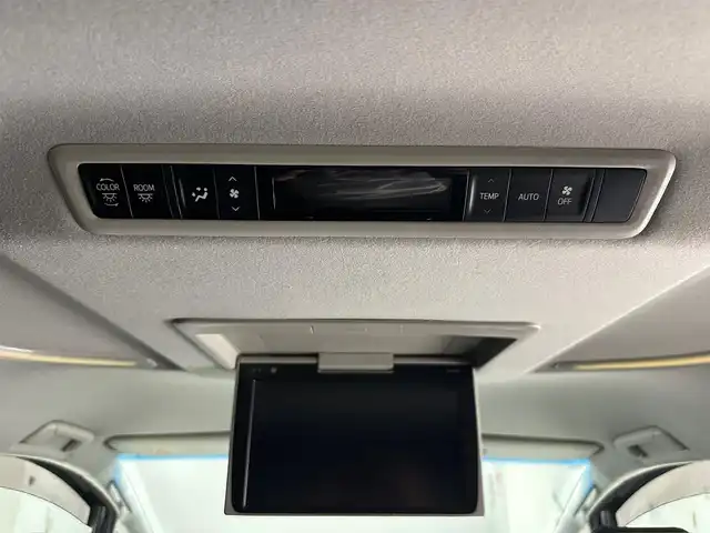 トヨタ ヴェルファイア Z Gエディション 兵庫県 2018(平30)年 8.7万km スパークリングブラックパールクリスタルシャイン 純正10.5型SDナビ/（CD、DVD、SD、BT、フルセグ）/バックカメラ/コーナーセンサー/両側パワースライドドア/純正12.1型後席モニター/パワーシート/シートヒーター/レザーシート/ベンチレーション/ステアリングヒーター/ビルトインETC/デジタルインナーミラー/ACC/PCS/LTA/PKSB/RSA/オートハイビーム/純正フロアマット/純正ドアバイザー/LEDヘッドライト/LEDフォグランプ/純正18インチAW