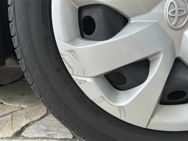 トヨタ シエンタ G 静岡県 2016(平28)年 5万km ホワイトパールクリスタルシャイン 純正SDナビ/・CD/・DVD/・フルセグＴＶ/・Bluetooth/・AM/・FM/主要装備/・両側パワスラ/・衝突軽減/・レーンキープ/・コーナーセンサー前後/・バックカメラ/・シートヒーターD/N席/・シートカバー/・LEDヘッドライト/・オートライト/・オートハイビーム/・フォグランプ/・ステリモ/・TVキャンセラー/・スマートキー/・プッシュスタート/・スペアキー1本