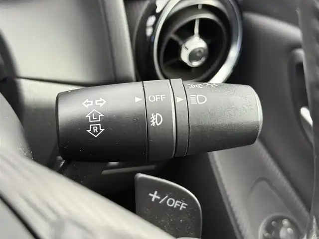 マツダ デミオ XD ブラックレザーリミテッド 愛知県 2016(平28)年 3.8万km パール 純正SDナビ/・フルセグTV/・Bluetooth/・FM/AM/・CD/DVD/・AUX/ヘッドアップディスプレイ/ブラインドスポットモニター/ドライブレコーダー/クルーズコントロール/LEDヘッドライト/リアパーキングセンサー/ハーフレザーシート/シートヒーター/車線逸脱警報システム/純正16インチアルミホイール/純正フロアマット/スマートキー