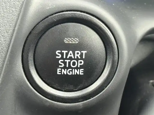 マツダ デミオ XD ブラックレザーリミテッド 愛知県 2016(平28)年 3.8万km パール 純正SDナビ/・フルセグTV/・Bluetooth/・FM/AM/・CD/DVD/・AUX/ヘッドアップディスプレイ/ブラインドスポットモニター/ドライブレコーダー/クルーズコントロール/LEDヘッドライト/リアパーキングセンサー/ハーフレザーシート/シートヒーター/車線逸脱警報システム/純正16インチアルミホイール/純正フロアマット/スマートキー