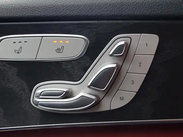 メルセデス・ベンツ Ｃ２２０ｄ ローレウスED スポーツプラスPKG 埼玉県 2020(令2)年 4.9万km シルバー 1オーナー /特別仕様車 /レッドレザーシート /アダプティブクルーズコントロール/レーダーセーフティパッケージ/Burmesterサウンド /ヘッドアップディスプレイ /CarPlay /ブラインドスポットモニター /パークセンサー/全周囲カメラ /純正ナビ /ETC /フルセグTV /ワイヤレス充電 /パフュームアトマイザー/シートヒーター/ベンチレーション/エアサス