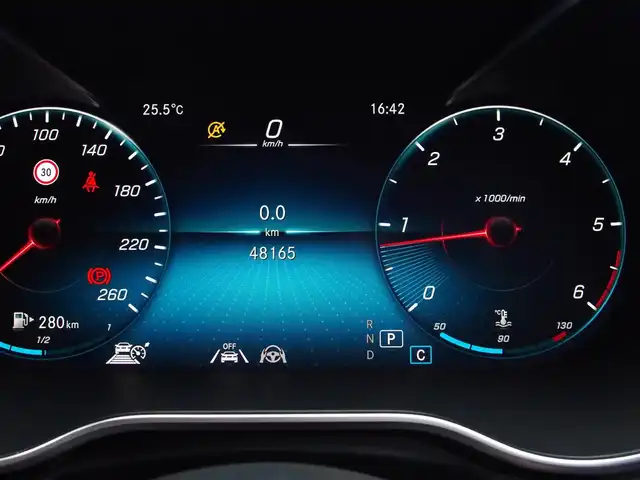 メルセデス・ベンツ Ｃ２２０ｄ ローレウスED スポーツプラスPKG 埼玉県 2020(令2)年 4.9万km シルバー 1オーナー /特別仕様車 /レッドレザーシート /アダプティブクルーズコントロール/レーダーセーフティパッケージ/Burmesterサウンド /ヘッドアップディスプレイ /CarPlay /ブラインドスポットモニター /パークセンサー/全周囲カメラ /純正ナビ /ETC /フルセグTV /ワイヤレス充電 /パフュームアトマイザー/シートヒーター/ベンチレーション/エアサス