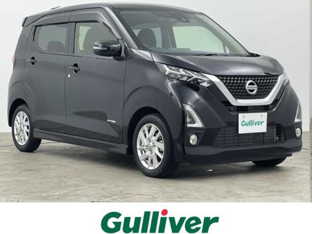 日産 デイズ HWS X プロパイロットED 大分県 2020(令2)年 1.3万km ブラック エマージェンシーブレーキ/車線逸脱警報/車線逸脱防止支援/先行車発進お知らせ/前後クリアランスソナー/レーダークルーズコントロール/純正ナビ/（フルセグ/Bluetooth/AM/FM)/ETC/アラウンドビューモニター/前方ドライブレコーダー/電動パーキングブレーキ/オートブレーキホールド/LEDヘッドランプ/プッシュスタート/アイドリングストップ/純正アルミホイール/スマートキー/プッシュスタート/スペアキー