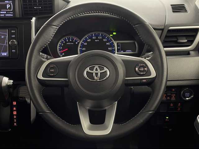 トヨタ ルーミー カスタムG 宮崎県 2020(令2)年 2.5万km パールホワイトⅢ 禁煙車/トヨタセーフティセンス/純正ナビTV/（NSZT-W66T/CD/DVD/Bluetooth/FMAM/フルセグTV)/純正バックカメラ/純正ビルトインETC/純正LEDオートライト/純正LEDフォグ/純正15インチアルミ/純正フロアマット/両側電動スライドドア/プリクラッシュセーフティ/オートマチックハイビーム/レーンディパーチャーアラート/アダプティブクルーズコントロール/クリアランスソナー/電子パーキング／オートホールド/オートエアコン/オート電動格納ミラー/本革巻ハンドル/スマートキー/プッシュエンジンスタート/新車時保証書/取扱い説明書