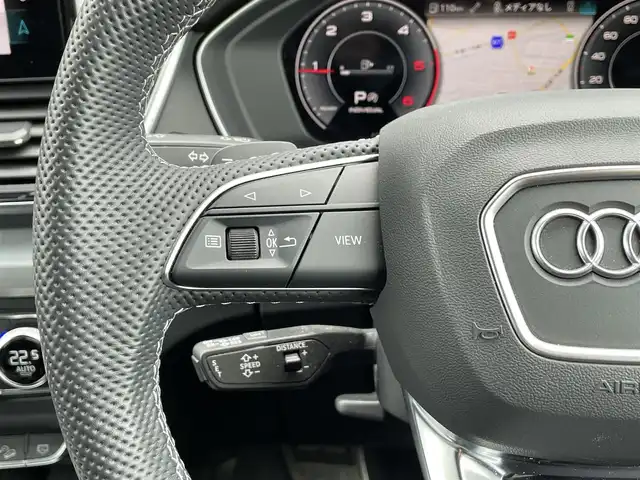 アウディ アウディ Ｑ５ 40TDIクワトロ Sライン 静岡県 2021(令3)年 5.3万km グレイシアホワイトメタリック S line plus パッケージ/・アーティフィシャルインテリアレザー/ （ドアアームレスト/センターコンソール）/・シートヒーター（フロント/リヤ）/・アコースティックガラス（フロントサイド）/マトリクスLEDヘッドライトパッケージ/・マトリクスLEDヘッドライト//ダイナミックターンインディケーター（フロント/リヤ）/・ヘッドライトウォッシャー/ハーフレザーシート/電動リアゲート/BANG&OLUFSEN/BSM/バーチャルコックピット/MMI/(BT/CarPlay)/360°カメラ/ACC/LKA/パーキングアシスト/ダウンヒルアシストコントロール/メモリー付パワーシート/アドバンストキー/ETC2.0/ドライブレコーダー/純正19インチアルミホイール/純正フロアマット