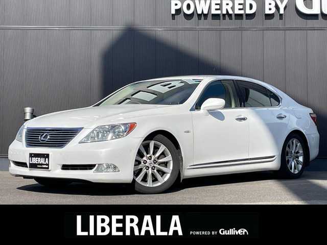 レクサス ＬＳ 460 バージョンS Iパッケージ 長野県 2006(平18)年 9.2万km ホワイトパールクリスタルシャイン LEXUSプレミアムサウンドシステム/　イージークローザー/　バックカメラ/　ETC/　エンジンスターター/　メモリ付きパワーシート/　シートヒーター/シートクーラー/　純正HDDナビ（FM/AM/CD/DVD/MD）/　クルコン/　オートライト/　オートホールド/　プッシュスタート/　ステアリングスイッチ/　パワーバックドア/　防眩ミラー