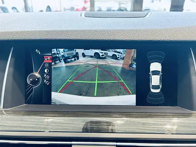 ＢＭＷ ５２３ｄ Mスポーツ 大阪府 2015(平27)年 6.1万km 白 ACC/純正ナビ/TV/バックカメラ/USB/AUX/Bluetooth/純正18インチAW/HIDヘッドライト/クリアランスソナー/パドルシフト/スマートキー/パワーシート/Dシートメモリ/ETC