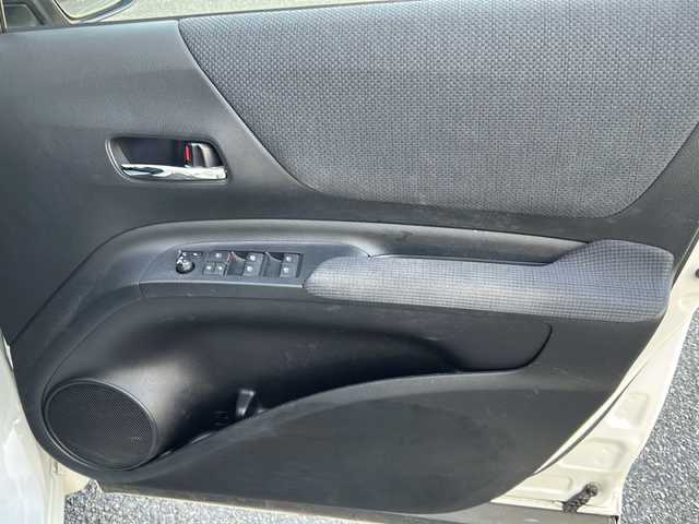 トヨタ シエンタ ハイブリッド G 神奈川県 2017(平29)年 3.4万km ホワイトパールクリスタルシャイン ワンオーナー/純正ナビ（CD/DVD/AM/FM/SD/BT/フルセグTV)/バックカメラ/前方ドライブレコーダー/ETC2.0/モデリスタエアロ/両側パワースライドドア/横滑り防止装置/レーンキープアシスト/プリクラッシュ/ABS/エンジンスタートボタン/オートライト/純正マット/スペアキー×１/保証書/取扱説明書