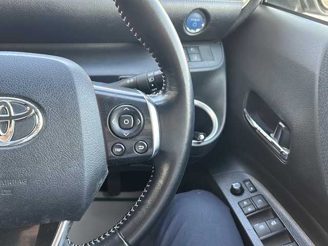 トヨタ シエンタ ハイブリッド G 神奈川県 2017(平29)年 3.4万km ホワイトパールクリスタルシャイン ワンオーナー/純正ナビ（CD/DVD/AM/FM/SD/BT/フルセグTV)/バックカメラ/前方ドライブレコーダー/ETC2.0/モデリスタエアロ/両側パワースライドドア/横滑り防止装置/レーンキープアシスト/プリクラッシュ/ABS/エンジンスタートボタン/オートライト/純正マット/スペアキー×１/保証書/取扱説明書