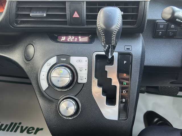 トヨタ シエンタ ハイブリッド G 神奈川県 2017(平29)年 3.4万km ホワイトパールクリスタルシャイン ワンオーナー/純正ナビ（CD/DVD/AM/FM/SD/BT/フルセグTV)/バックカメラ/前方ドライブレコーダー/ETC2.0/モデリスタエアロ/両側パワースライドドア/横滑り防止装置/レーンキープアシスト/プリクラッシュ/ABS/エンジンスタートボタン/オートライト/純正マット/スペアキー×１/保証書/取扱説明書