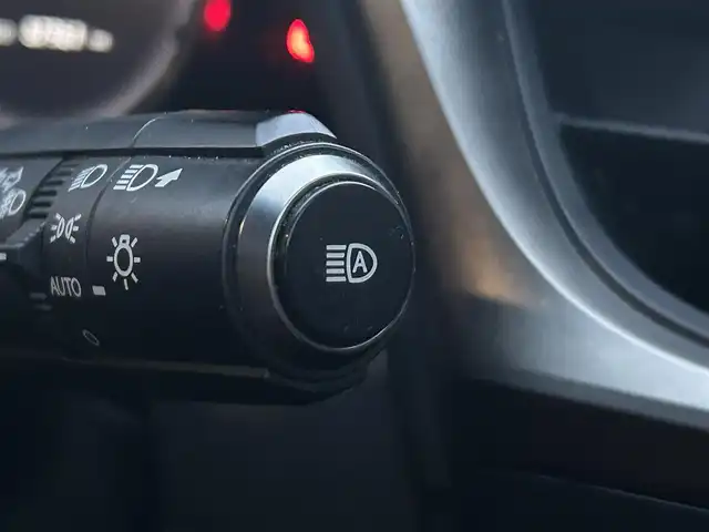 レクサス ＥＳ 300h Fスポーツ 岡山県 2019(平31)年 8.8万km グラファイトブラックガラスフレーク 登録時走行距離87961km/サンルーフ/純正12.3インチナビ/（AM.FM.BT.MiraCast）/バックカメラ/レクサスセーフティシステム/・オートマチックハイビーム/・プリクラッシュセーフティ/・レーンディパーチャアラート/・レーダークルーズコントロール/前席シートヒーター/ベンチレーション/前席パワーシート/ステアリングヒーター/ブラインドスポットモニター/ドライブレコーダー/ビルトインETC2.0/電動リアサンシェード/赤革シート/電子パーキングシステム