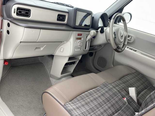 スズキ ラパン ＬＣ L 沖縄県 2023(令5)年 0.7万km テラコッタピンクメタリック 純正ディスプレイオーディオ/　（Bluetooth/USB/AM/FM）/バックカメラ/衝突被害軽減システム/コーナーセンサー/アイドリングストップ/ハーフレザーシート/シートヒーター/純正フロアマット/スマートキー/プッシュスタート/LEDヘッドライト/オートライト