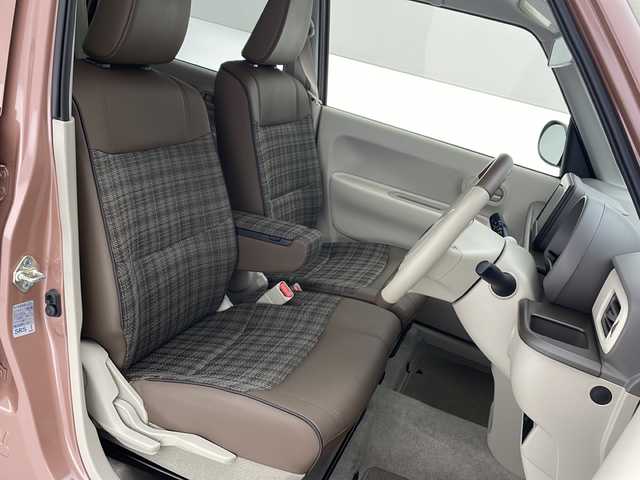 スズキ ラパン ＬＣ L 沖縄県 2023(令5)年 0.7万km テラコッタピンクメタリック 純正ディスプレイオーディオ/　（Bluetooth/USB/AM/FM）/バックカメラ/衝突被害軽減システム/コーナーセンサー/アイドリングストップ/ハーフレザーシート/シートヒーター/純正フロアマット/スマートキー/プッシュスタート/LEDヘッドライト/オートライト