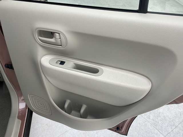 スズキ ラパン ＬＣ L 沖縄県 2023(令5)年 0.7万km テラコッタピンクメタリック 純正ディスプレイオーディオ/　（Bluetooth/USB/AM/FM）/バックカメラ/衝突被害軽減システム/コーナーセンサー/アイドリングストップ/ハーフレザーシート/シートヒーター/純正フロアマット/スマートキー/プッシュスタート/LEDヘッドライト/オートライト