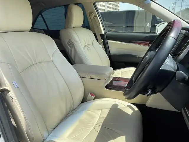 トヨタ クラウン マジェスタ 静岡県 2013(平25)年 11.9万km ホワイトパールクリスタルシャイン メーカーナビ/フルセグ/CD/DVD/Bluetooth/バックカメラ/プリクラッシュセーフティ/レーダークルーズコントロール/オートハイビーム/ヘッドライトウォッシャー/全ドアイージークローザー/スマートキー/革調シートカバー/純正18インチアルミ/前席シートヒーター/前席パワーシート/ハンドルヒーター/ドライブレコーダー/BSM/ビルトインETC/サマータイヤ24年製[LE MANS V+]/トヨタ記録簿H26/27/28/30/R2/4/5年有り