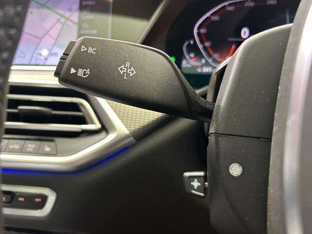 ＢＭＷ Ｘ５ xDrive 35d Mスポーツ 千葉県 2019(令1)年 5.2万km アークティック パノラマＳＲ　/ＯＰ２２インチＡＷ　/プラスＰＫＧ　/純正ナビ　/３６０°カメラ　/ＡＣＣ　/ＨＵＤ　/黒革　/シートヒーター　/パワーシート　/ＬＥＤヘッドライト　/オートライト　/電動リアゲート　/ドライブレコーダー