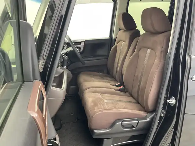 ホンダ Ｎ ＢＯＸ G･L ホンダセンシング カッパーブラウンスタイル 新潟県 2019(平31)年 3万km 黒Ⅱ 純正SDナビ　BT/CD/DVD/USB/ツートンカラー　/スペアキー1本　/保証書　/取扱説明書　/記録簿　/レーダークルーズコントロール　/両側パワースライドア　/コーナーセンサー　/バックカメラ/サイドアンダーミラー/サイドビューサポートミラー/前方ドライブレコーダー　/ETC　/純正フロアマット/充電ポート×２